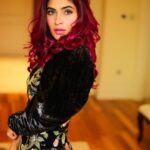 Karishma Sharma Instagram - Ye fitoor mera laaya mujhko hai tere kareeb. 📸 @aishwaryaa_nayak_photography 💄 @radiowala.nilofer11 💃🏻 @monishajaising Location @tajmahalmumbai Taj Mahal Palace and Towers