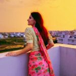 Karishma Sharma Instagram - There are scenes that play out when I close my eyes and think about Durga Puja, yesss I shall visit the pandals soon, wear new clothes and eat yummy street food. Wishing a lovely Durga Puja full of happiness. 🙏🙏