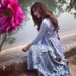 Karishma Sharma Instagram - Calcutta is beautiful. Wherever you place a camera you get a vision. The city where I have actively stopped strangers at random for a quick chat. 🌻💜