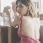 Karishma Sharma Instagram - Good morning Folks 🌸 We do not remember days; we remember moments.” #majormissing Really can’t wait to make new memories 💛