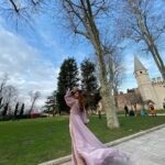 Karishma Sharma Instagram - Have Courage and Be Kind 💕🌻 Istanbul, Turkey
