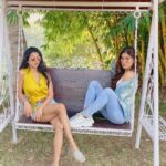 Karishma Sharma Instagram - “Stay close to people who feel like sunlight." . @sachimaker