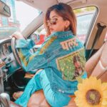 Karishma Sharma Instagram - पलट 🌻 . . By my love @aishwaryaa_nayak_photography