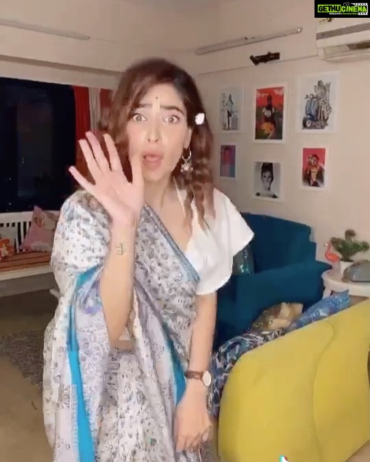 Karishma Sharma Instagram - Here’s my version of “Bella Ciao” which means “Goodbye Beautiful” Originally sung by the Italian partisans fighting fascism during World War II, the song became a revolutionary anthem at that time. The Italian partisans were telling their loved ones goodbye as they went to battle with the Germans. And since then, it has lived on as a symbol of freedom. Go coronaaaa.