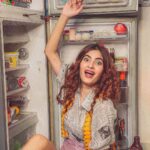 Karishma Sharma Instagram - All I eat is news these days. Since we are trying news things. Let’s try a new dish called Compassion. While we eat, drink,sleep,dance,sing, let’s also practice to help and not hurt beings around us. Can we all start being more humane?
