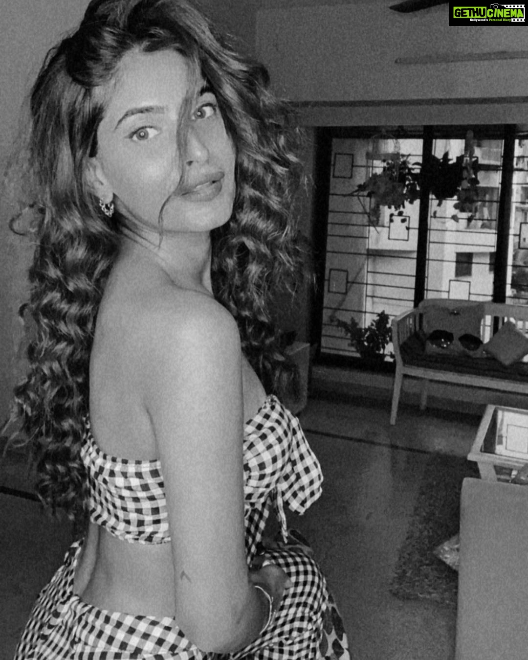 Karishma Sharma Instagram - You would not believe your eyes If ten million fireflies Lit up the world as I woke up 🦋🦋🌻🌻