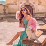 Karishma Sharma Instagram - I'm a smitten kitten. Meow🐈 . . @fitzupofficial @turkeytourismin @goturkey #goturkey #turkey #travelgoals Cappadocia / Kapadokya