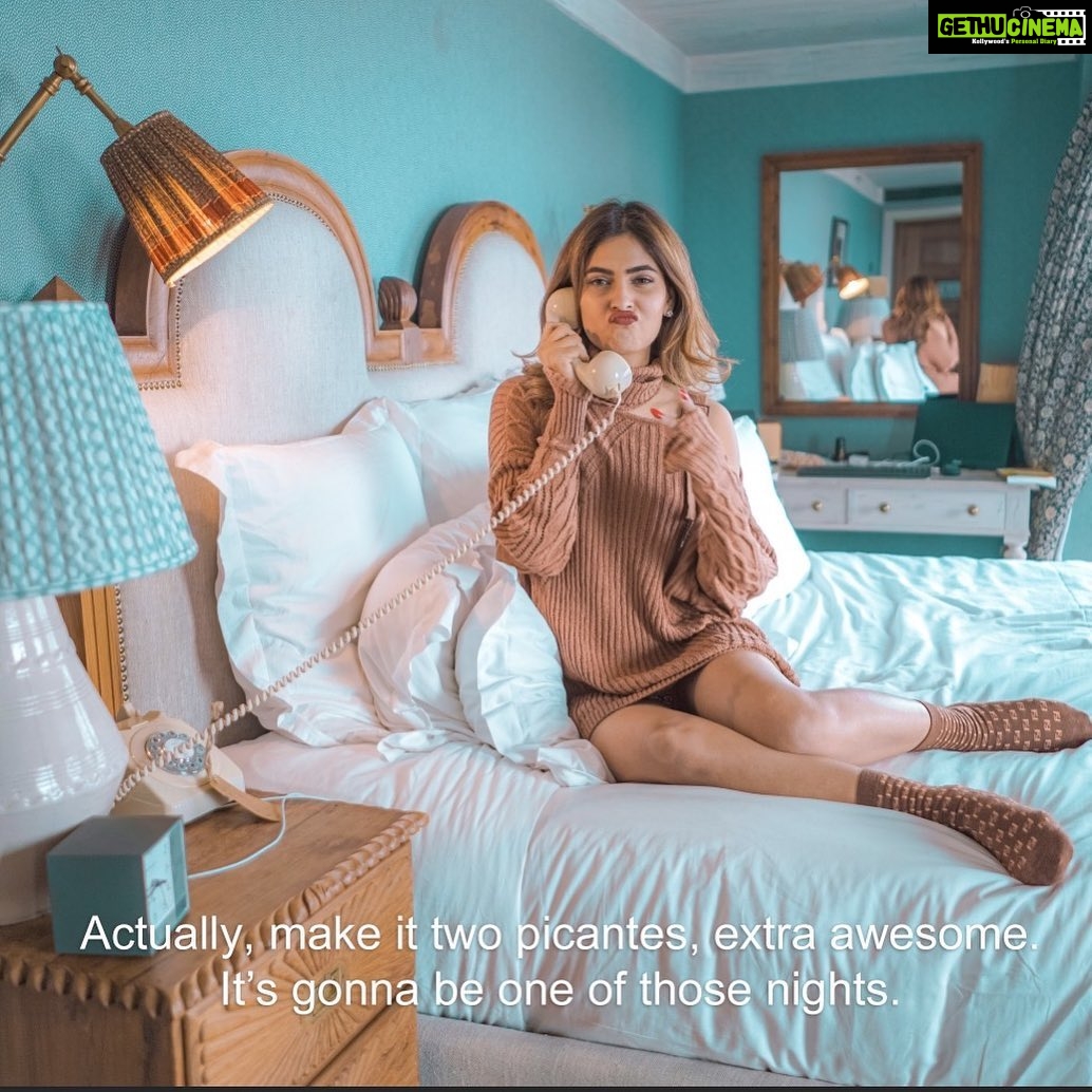 Karishma Sharma Instagram - Tutorial: How to win at soho house 🥑🥑☎️☎️ @sohohousememes @sohohouse @sohohousemumbai . Shot by @biryanimasala Soho House Mumbai