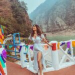 Karishma Sharma Instagram - Meet me at midnight in the forest of my dreams, We’ll make a fire and count the stars that shimmer above the trees. 🌲🌲🌻🌤✨🌟⭐️ Rishikesh
