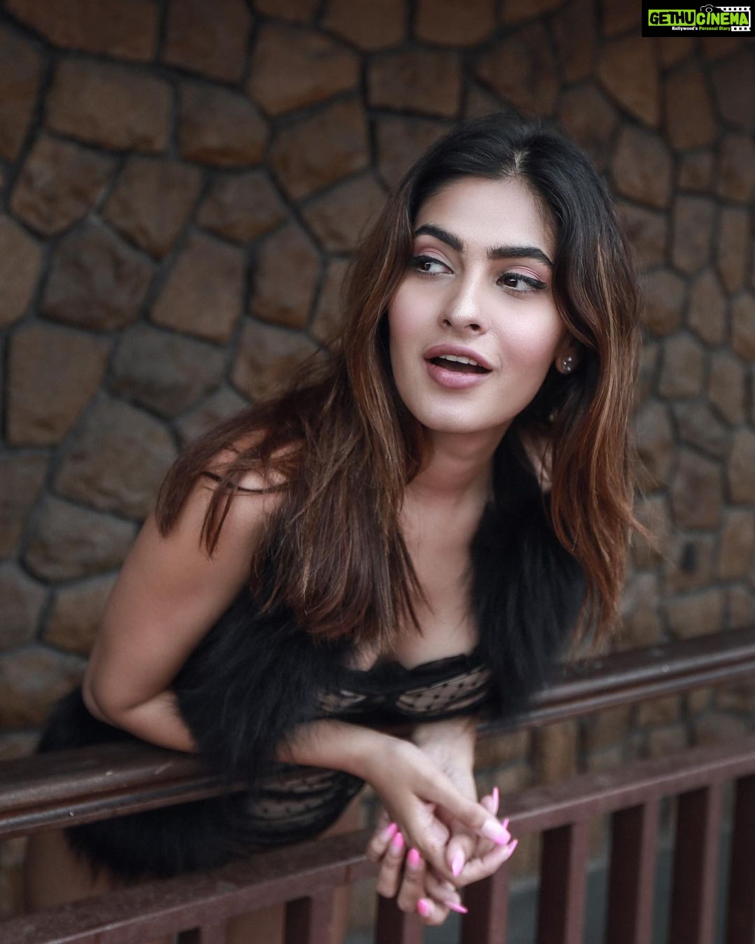 Karishma Sharma - 152.8K Likes - When it rains, look for Rainbow 🌈
When it’s dark, look for Stars ⭐️ .
Shot by @ag.shoot
Location @utropicanaresort_