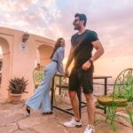 Karishma Sharma Instagram - Happy birthday from the one who endures your retardedness and still loves you. Have a crazyyyyy one. 🎈🎈🎈🎈