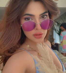 Karishma Sharma Instagram - 💙🦋🦋🦋