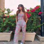 Karishma Sharma Instagram - Spot the flower power 🌺🌺 Loving my outfit from @ramagiq