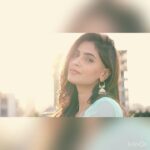 Karishma Sharma Instagram - Uljhi Nazare Kaise Anjaan Sheheron Me . Saari Kasme Behti Yaado Ki Lehro Me . Shot by @iprathmeshtiwari