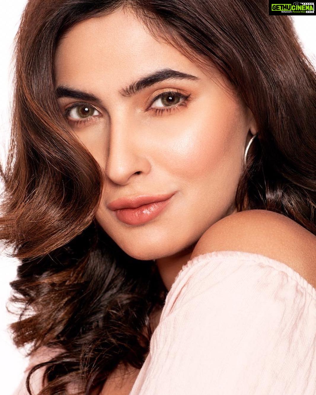 Karishma Sharma Instagram - We all are flawed and that’s what makes us beautiful and who we are. Love me for my flaws. Shot by @nikhilshenoyphoto Styled by @dharagandhistylist Hairby @makeup_fatema Makeup @omkarvardam