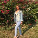 Karishma Sharma Instagram - The ones who are crazy enough to think they can change the world. Are the ones that do. Make a difference. Anchaviyo