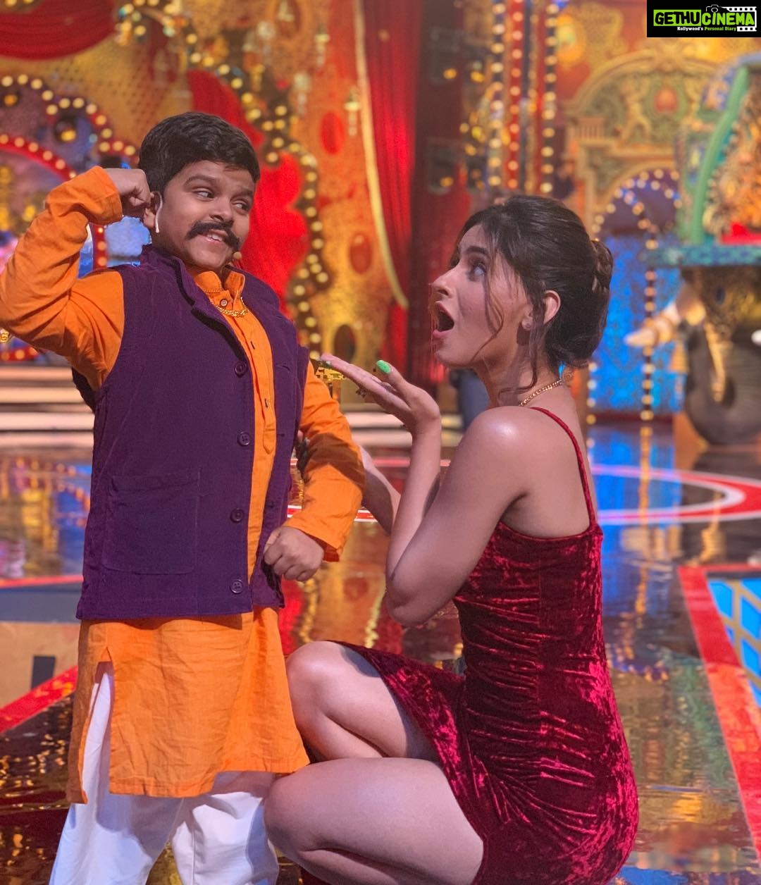 Karishma Sharma - 199.8K Likes - Miss being on sets of Comedy Circus. š¢