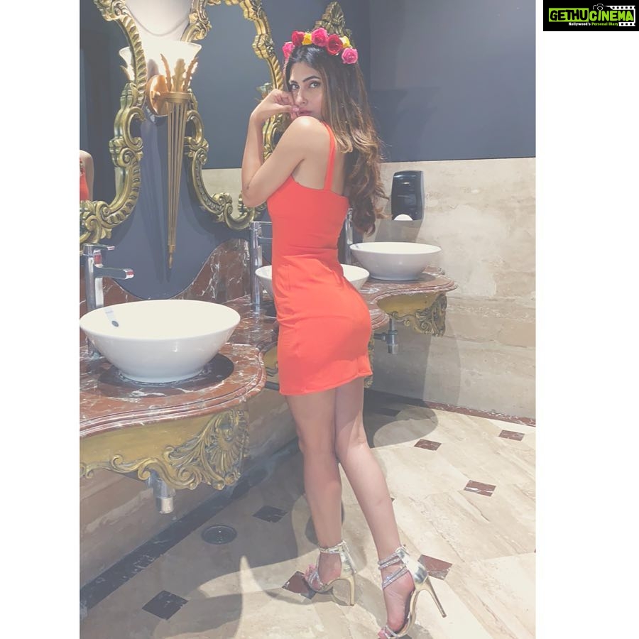 Karishma Sharma Instagram - Can’t Touch this 😏 Westin