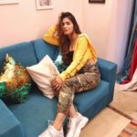 Karishma Sharma Instagram - Captured the best of my chilling mode at home without cropping out anything that describes the scene. With the wide-angle lens on the @Samsungindia #GalaxyA7, it was possible to capture all of it. #withGalaxy #TripleCamera