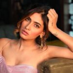 Karishma Sharma Instagram - Because life imitates art. 🌈💥 Shotby @aishwarya_nayak_photography Makeupby @makeupbyshefali.s Hairby @charlottewang_hmua Styledby @himanshinijhawan004