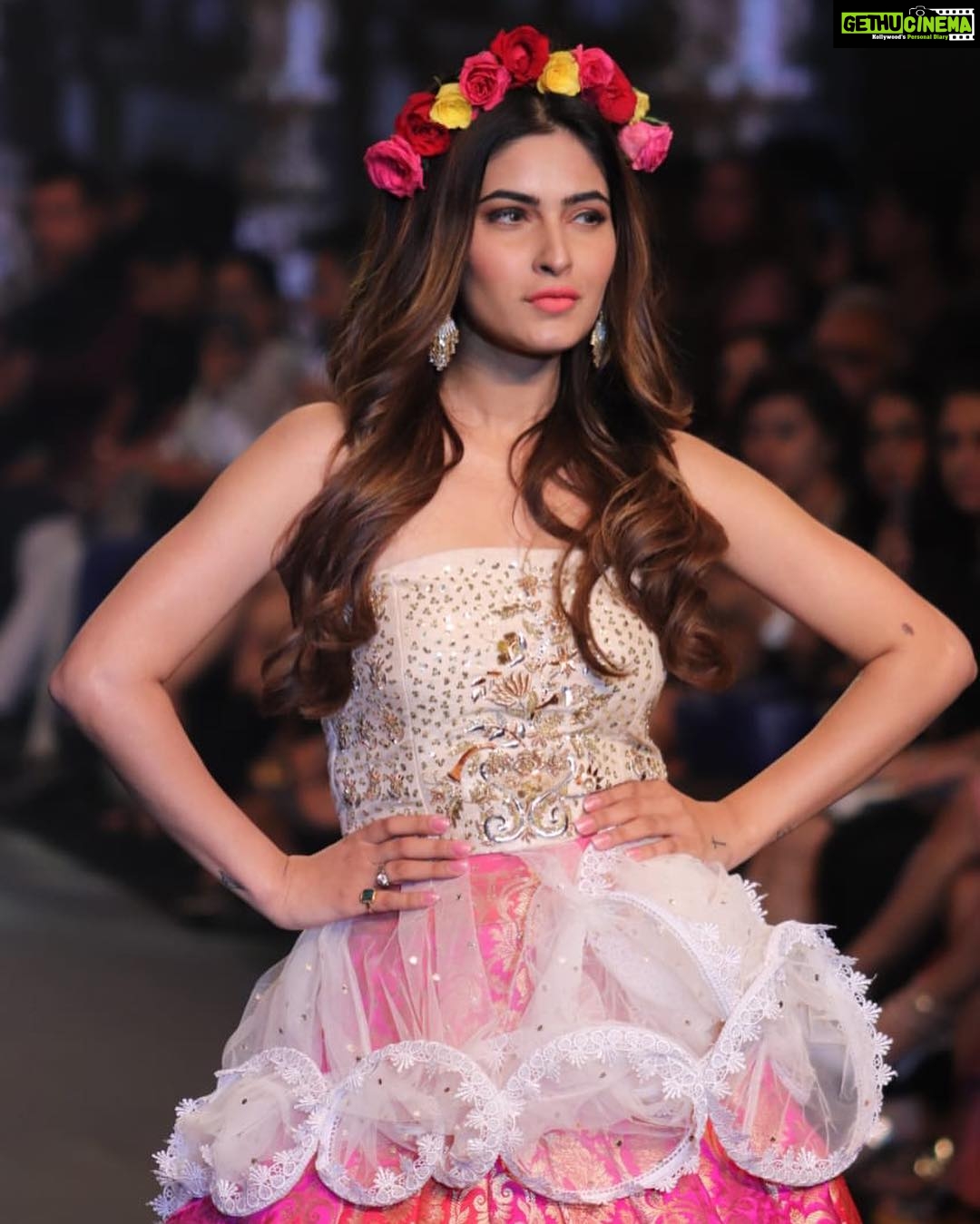 Karishma Sharma Instagram - 💫💫💫