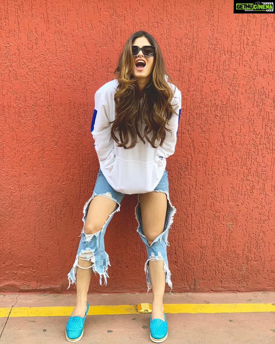Karishma Sharma - 133.5K Likes - Best Place and Person for my ideal date. Loving it 🤪🤪