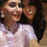Karishma Sharma Instagram - Thank you for letting me be a part of home. Lots of love and gratitude 🙏🏻❤️ She’s such a stunner @ektaravikapoor