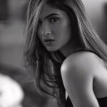 Karishma Sharma Instagram – When you grow old, your heart dies.
Let’s see how many of you get that. 
Photographed by @amitkhannaphotography