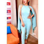 Karishma Sharma Instagram - Intuition was her favourite superpower. Outfit: @nitaradhanrajlabel Jewellery: @azotiique Styled by: @harshitaramchandani_ Promotions of HUM @altbalaji