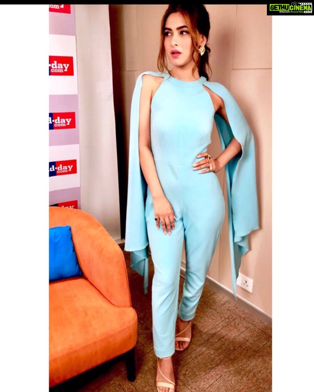 Karishma Sharma Instagram - Intuition was her favourite superpower. Outfit: @nitaradhanrajlabel Jewellery: @azotiique Styled by: @harshitaramchandani_ Promotions of HUM @altbalaji