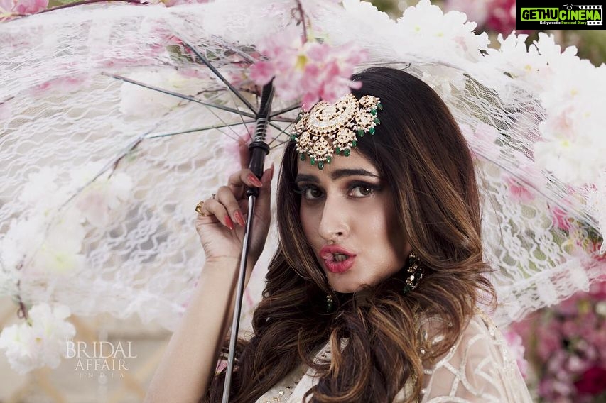 Karishma Sharma Instagram - A happy bridesmaid makes a happy bride. 🤣🤣 Super happy for my doll @sachimaker Shot by @epicstories.in @plushaffairs