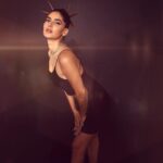 Karishma Sharma Instagram - and if you are to love, love like the moon loves. It doesn't steal the night it only unveils the beauty of the dark 🖤 Shot by @pehelaggarwal Makeup by @makeupbykhushikhivishra Hairby @arifayadav_makeyougorgeous Styled by @rivaaabhatia
