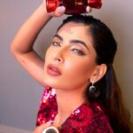 Karishma Sharma Instagram – Dressed up for my evening ball with Bvlgari Allegra Fantasia Veneta💃🏻
The scent is all about extravaganza when paired with Magnifiying Patchouli Essence. 
Allegra Fantasia Veneta leaves you with surprising twists and addiction!
💃🏻 ✨ 

Exclusively Available at:  Maison Des Parfums Store, Jio World Drive
@beautyconcepts_india

#BvlgariParfums 
#BvlgariAllegra
#MagnifyForMore
#FantasiaVeneta 
#magnifyingpatchouli 

📸 @abeemanyousee 

Makeup by @makeupbykhushikhivishra