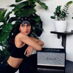 Karishma Sharma Instagram - "Rock and roll music, if you like it, if you feel it, you can't help but move to it. That's what happens to me when I’m with my Marshall,I can't help it.'" Buy now - https://www.marshallheadphones.com/in/en/ #marshallheadphones #StanmoreII #MarshallSpeakers #bluetooth #LuxuryPersonified #sponsored @marshallheadphones Shot by @abeemanyousee