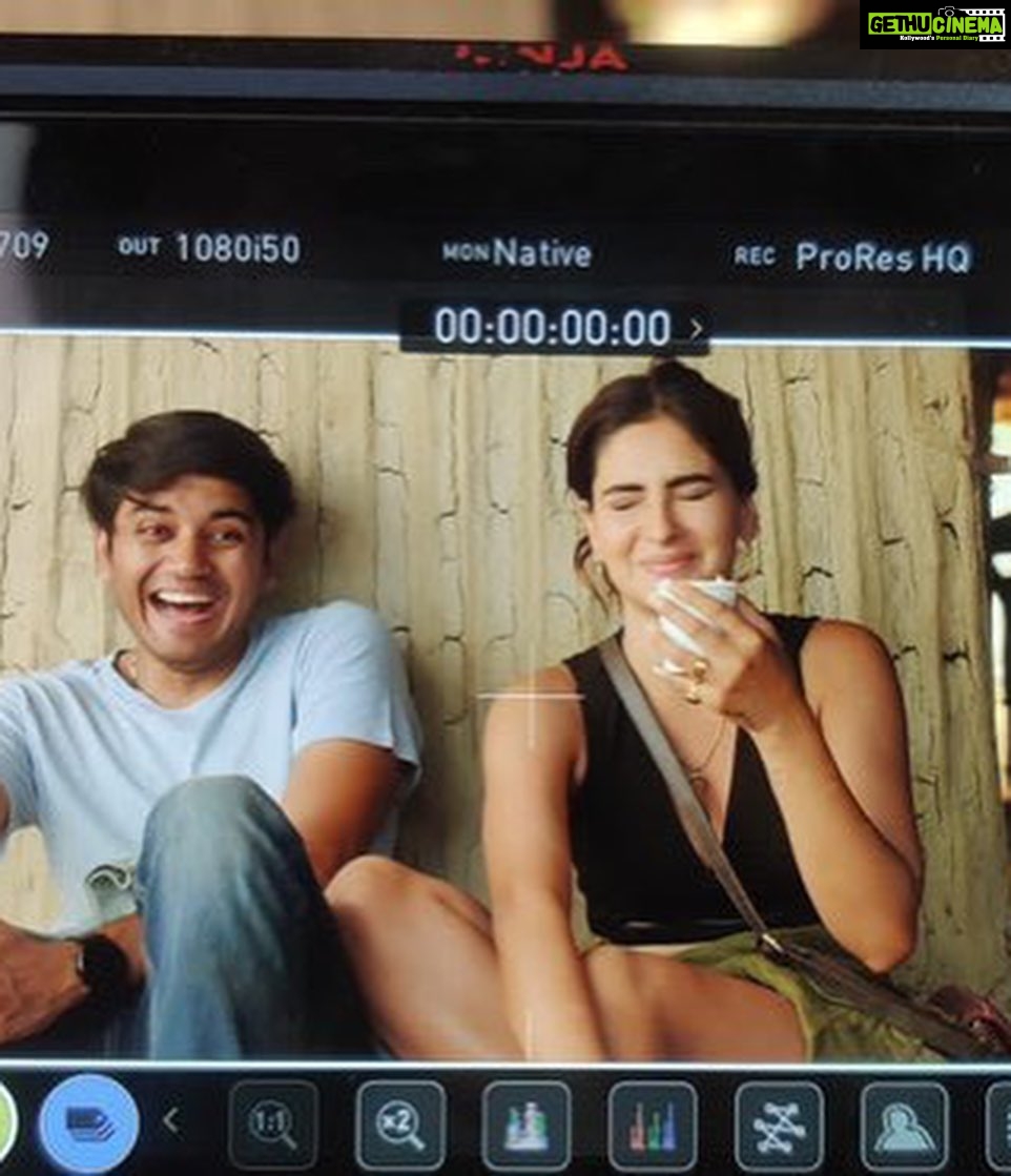 Karishma Sharma Instagram - And it’s wrap! 1st Schedule ♥️ A rocky but fun journey, filled with pit stops of excitement and a different lifestyle without any internet, sure made me realise that it was an undoubtedly fun journey. I have immense gratitude for this wonderful journey. We had our own set of questions and the magic we created! It was beyond comparison! Can’t wait for you all to know more about this journey! @joshi_sankalp @artrepreneur.khan @beingbombay @desiboychronicles @rishabhsawhneyyyy