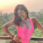 Karishma Sharma Instagram – SMILEEE 😁 Because you never know who’s falling for it 🤪😎💕 Fenicia Villas