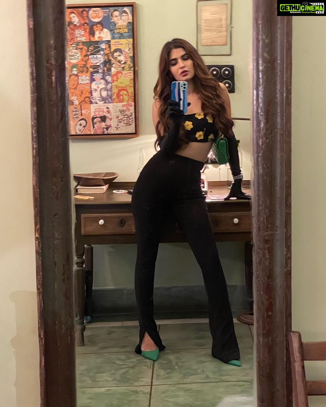 Karishma Sharma Instagram - Photo dump from ‘21 Moments I live for & miss Where I’d rather be💁🏻♀️ Mentally I’m here Pics I forgot to post 🤷🏻♀️ Memory haul Camera crumbs