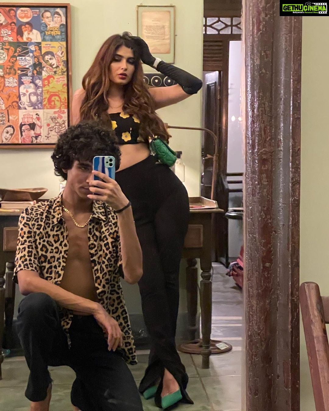 Karishma Sharma Instagram - Photo dump from ‘21 Moments I live for & miss Where I’d rather be💁🏻♀️ Mentally I’m here Pics I forgot to post 🤷🏻♀️ Memory haul Camera crumbs