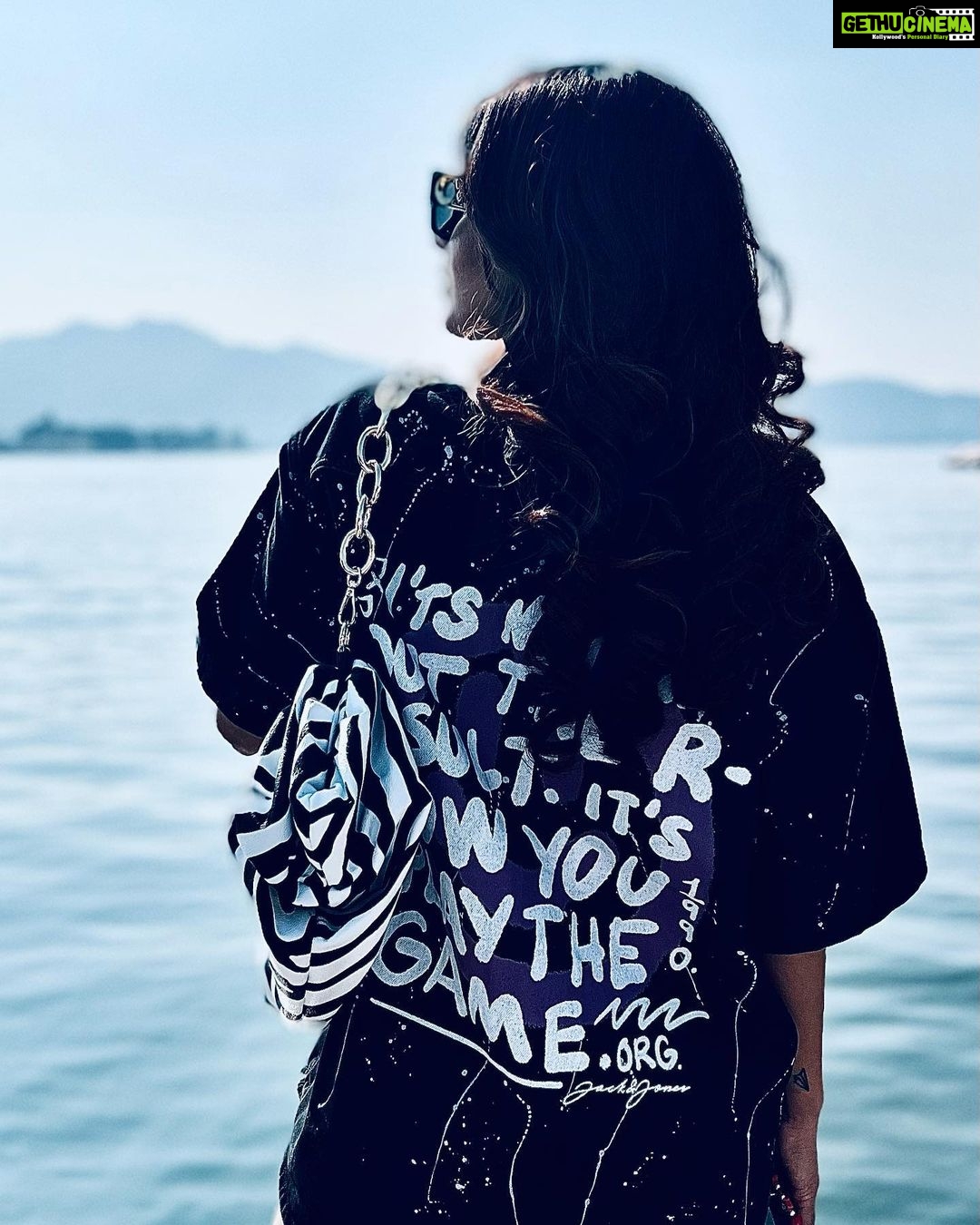 Karishma Sharma Instagram - Udaipur ♥️🌼 Taj Lake Palace, Udaipur, India