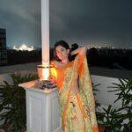 Karishma Sharma Instagram - It is said that kolkata lives in its streets. North Kolkata stands witness to the history of this city. Walking through it by lanes one enters a world where the old and new co-exist. In the olden days, mansion with a rebellious history and a unique blend of architecture. Kolkata and wearing a Sari just goes hand in hand. I literally feel I get deported to an old era.