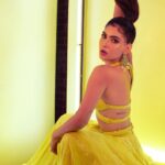 Karishma Sharma Instagram - If Ariana Grande wore Indian 🤩💃🏻 Shot by - @abeemanyousee Outfit by @karishmaashita Makeup by - @makeupbykhushikhivishra Hair by @hairbyarifayadav