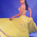 Karishma Sharma Instagram - Channelising my inner Retro Diva. Outfit by @karishmaashita Photographer- @abeemanyousee Makeup -@makeupbykhushikhivishra Hair by -@hairbyarifa