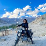 Karishma Sharma Instagram - Caution : ⛔️ Danger Best things in life are dangerous Motorbikes and Women with that kinda view 😍 Adventure partner @deyor.in #lehladakh #leh #travel #biker #mountain Leh, Ladakh