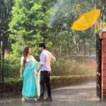 Karishma Sharma Instagram - REPOST @guruchoudhary with @get__repost__app Baarish mein bheegne ka alag hi mazaa hai ☔ Something coming up soon! #tseries @tseries.official #BhushanKumar @karishmasharma22 . . . #gurmeetchoudhary #song #rain #saturday #saturdayvibes #repostios #repostw10