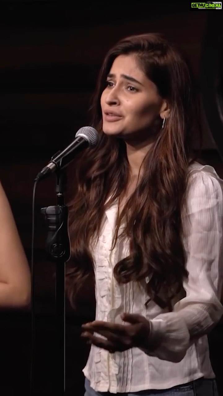 Karishma Sharma - 187K Likes - Dear society,
Main Akeli hoon,Magar Adhoori nahi 🙂
written and performed with @hellyshah_
produced by @unerasepoetry
music by @samuel.pandya