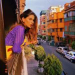 Karishma Sharma Instagram – Mere tevar mein hai tehzeeb ki rangeen rangoli
Jaise jaise ho Eid me Holi