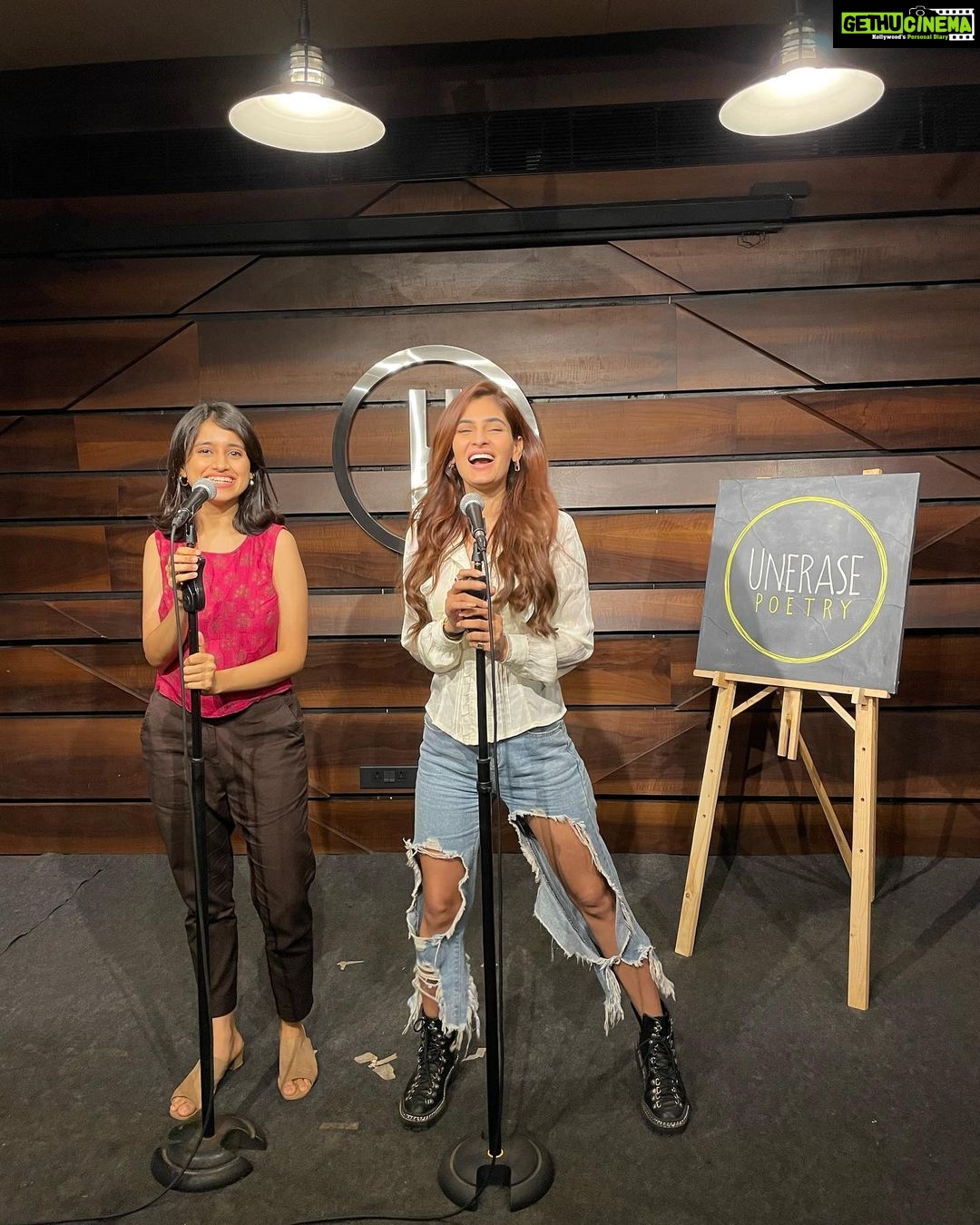 Karishma Sharma Instagram - “It was at that age, that poetry came in search of me.” —Pablo Neruda. Poetry, like water, seeks its own level. Being an actor, we are expected to be bigger than life, have great expressions and captivate the audience. But who knew, poetry would turn out to be another medium for me to express myself. And soon the world turned out to be a stage! ❤️ @hellyshah_ @unerasepoetry