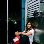 Karishma Sharma Instagram - Ja Simran Ja, Jee le apni zindagi! Living my best life anyway 🤷‍♀️🤷‍♀️ — @bharat_rawail