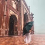 Karishma Sharma Instagram - Aadmi achcha hoon, iraada nek hai aur mausam first class hai ... chale?