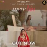 Karishma Sharma Instagram - It’s out guyssss! Please watch it, show some loveeee! 💛 Featuring : @karishmasharma22 @siddharthhsharmaa Director- @sidhaantsachdev5 Music- @vibhasofficial Lyrics- @abhendraofficial Singers- @ankittiwari and @anshulsofficial Produced by- @anubhavseth27 Music label- @beat2track Outfits: @bridalhouse9 @aaryaa_kk Jewellery: @curiocottagejewelry styled by: @jivikasetpal